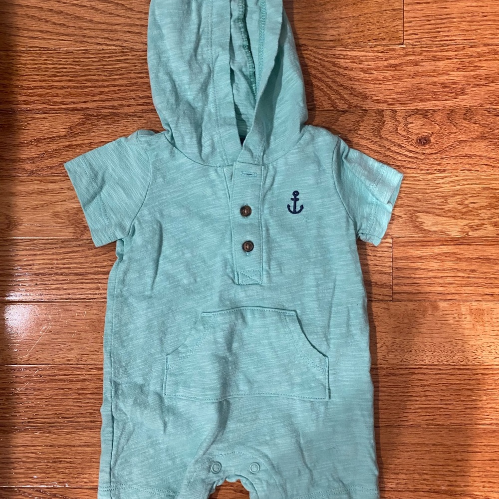 Short sleeve romper size 3 month with snaps